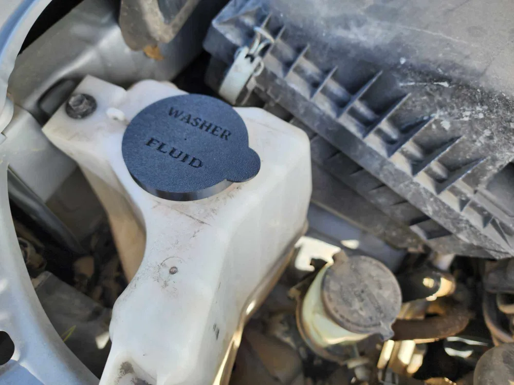 Washer Fluid Cap by Mudyrednek MakerWorld