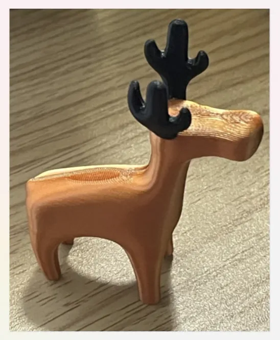 Raindeer with different color antlers