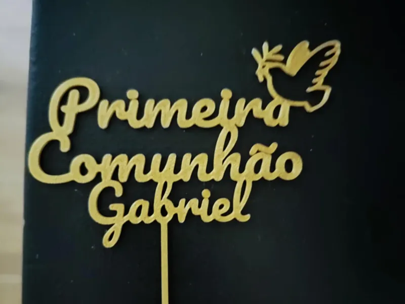Topo de bolo" Primeira Comunhão Gabriel "com pomba