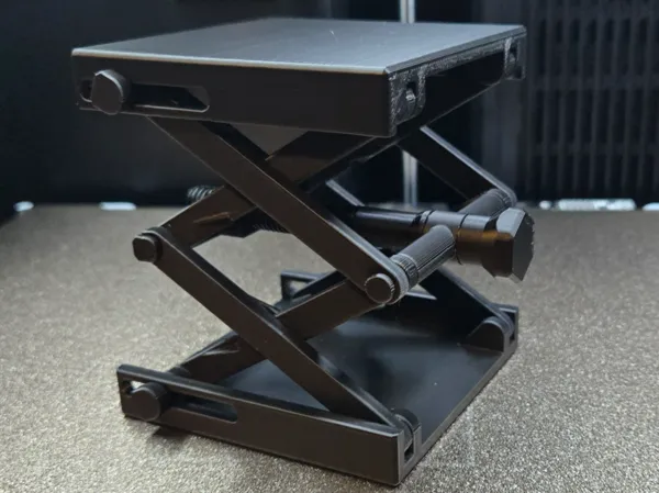 https://makerworld.bblmw.com/makerworld/model/USf1355cea5a2843/design/cc6b39380a14857b.png