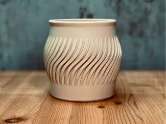 Simple spiral segment bowl