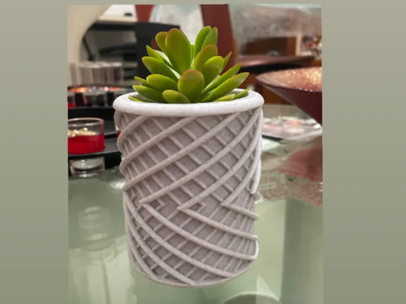 Versatile modern container