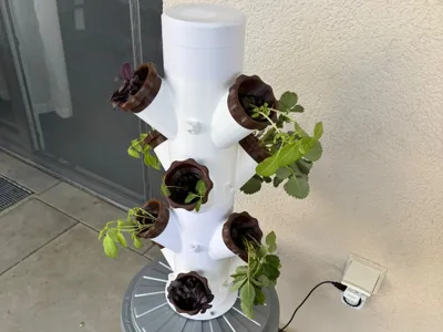 Modular Hydroponic Tower / Vertical Garden