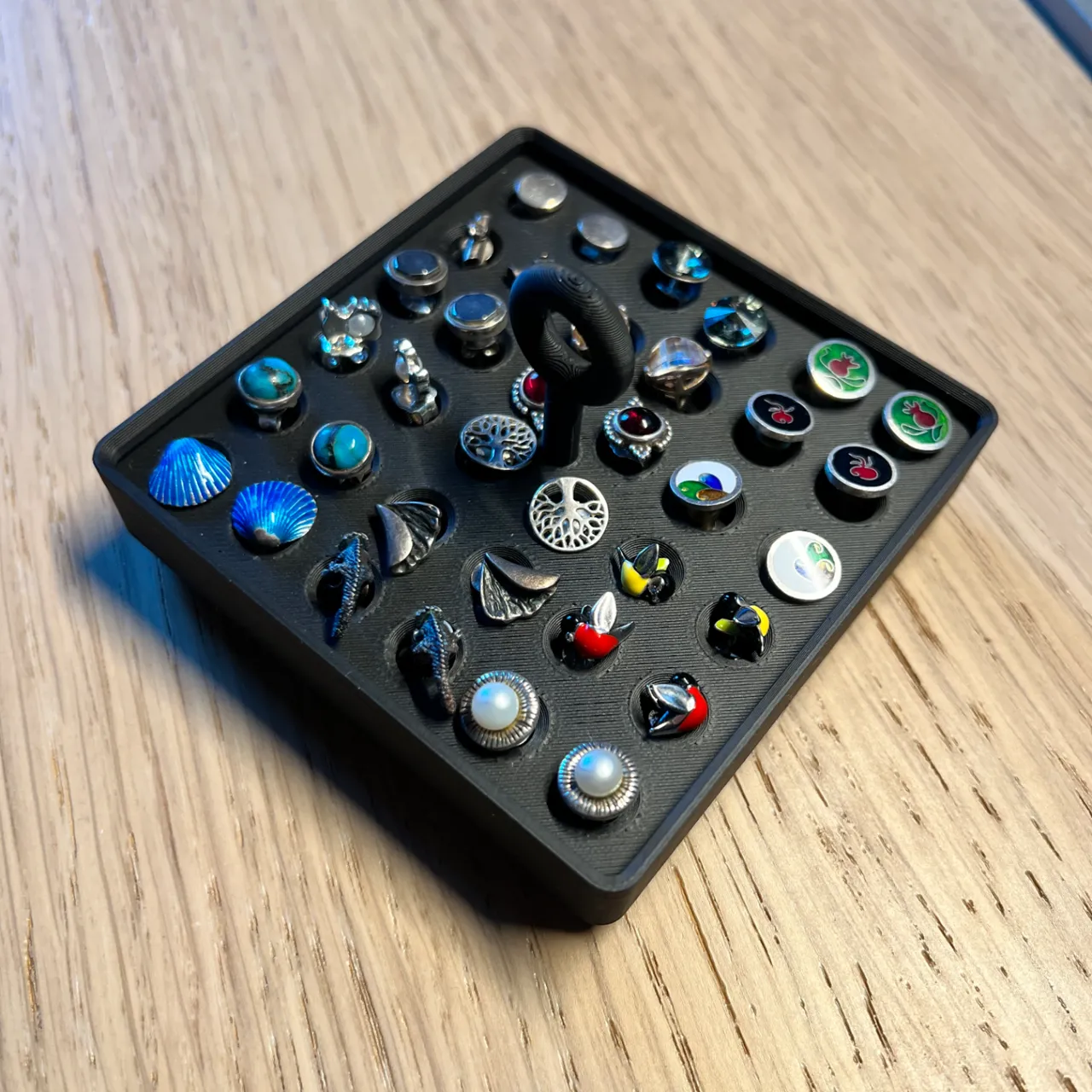 Earring organizer for Gridfinity! view 2