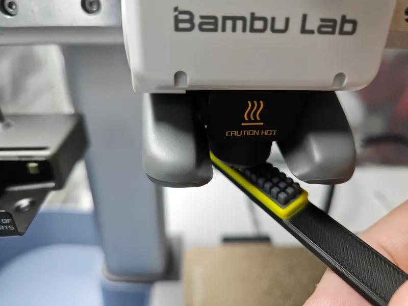 Hotend Wipe Brush - Customize or ready print
