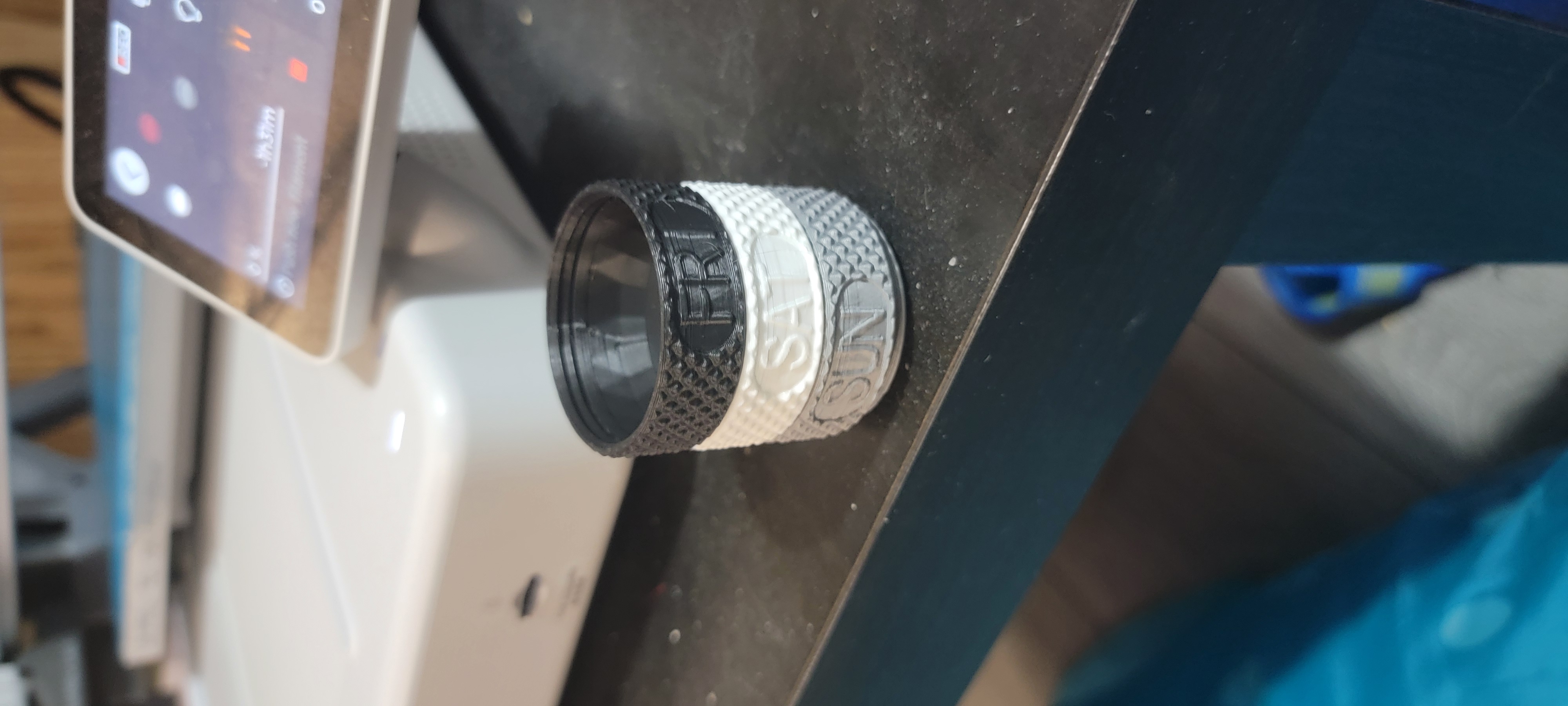 Miniatura 2 do modelo 3D Stackable Pill Box for every weekday