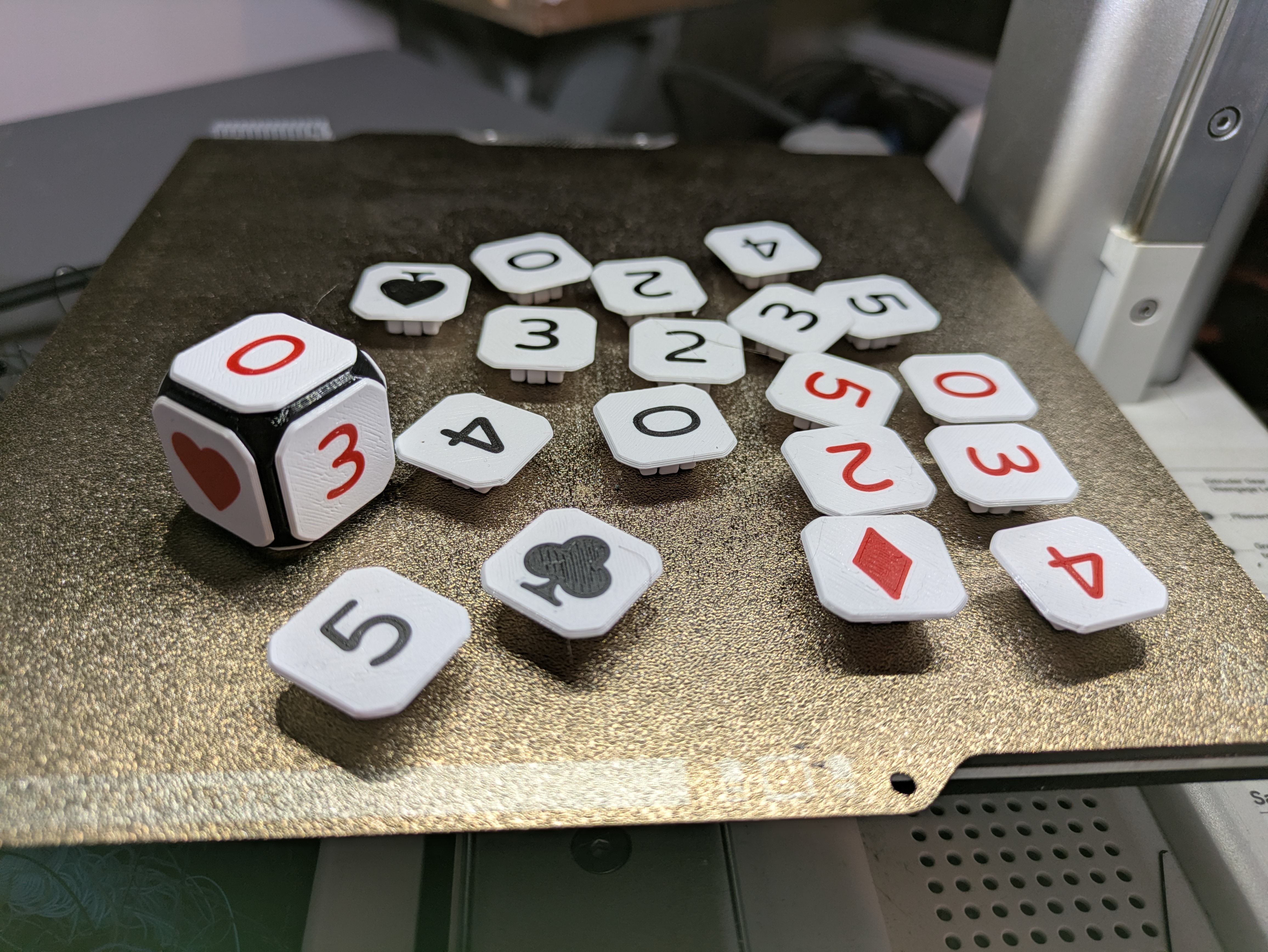 Miniatura 2 do modelo 3D Dice with Customizable Faces