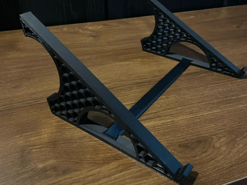 Laptop stand