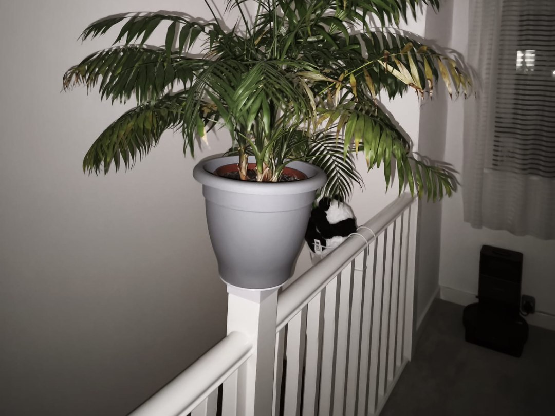 Staircase Railing Pole Display Shelf