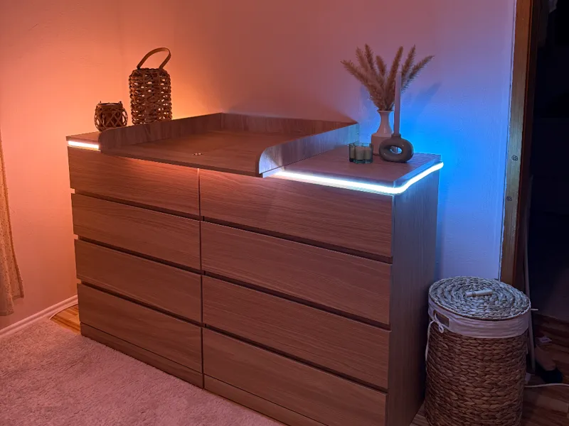 Hue Omniglow LED Strip corner profile
