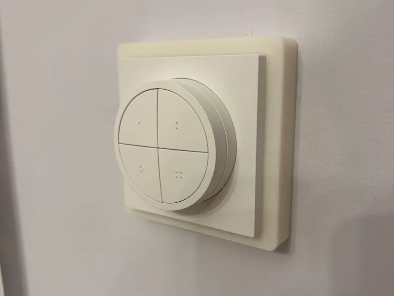 Philips Hue Dimmer Dial adapter on UK plug