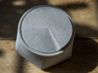 BOX with rotating lid