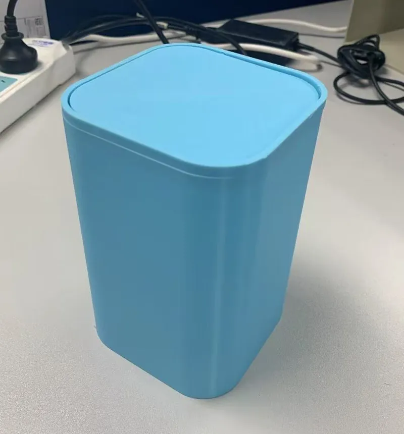 简易桌面垃圾桶
