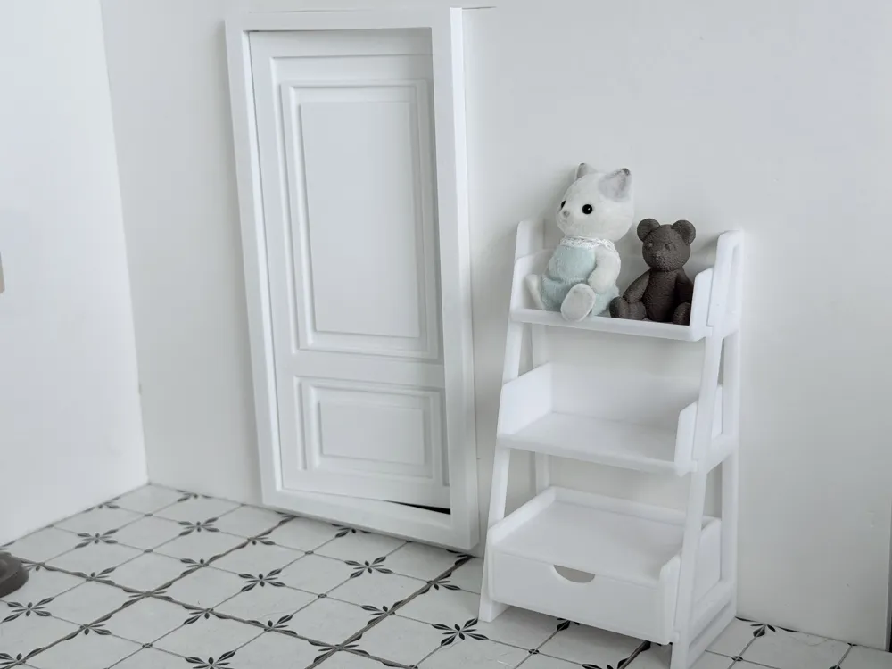 Spacious 3-Layer Display Shelf for Dolls and Collectibles