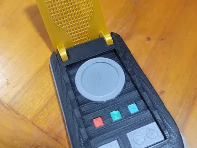Strange New Worlds Communicator