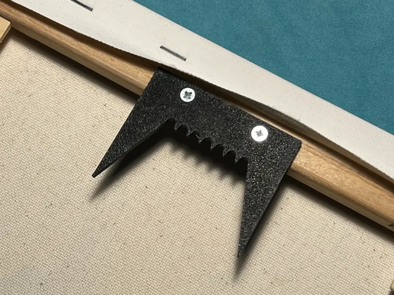 Adjustable Picture Hanger