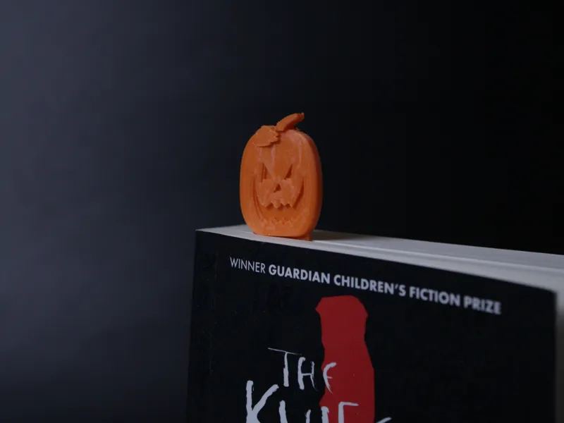 Halloween Pumpkin Bookmark Snap‑In Page Marker