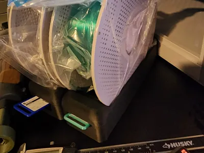Spool Holder with Swatch Slot