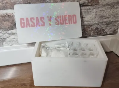 Box for serum and gauze with magnetic lid