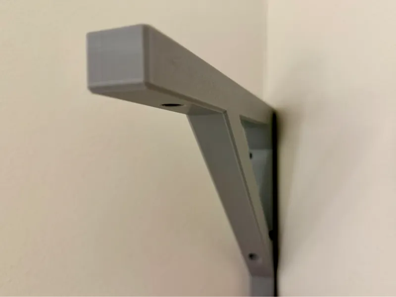 Corner shelf bracket - 250 x 250mm < 150g