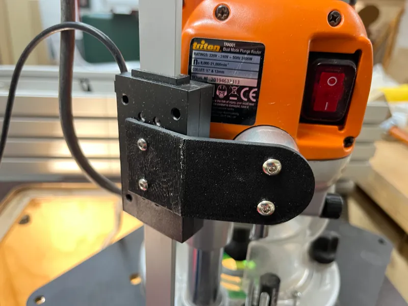 Triton TRA001 Mount for Digital Hight Adjustment