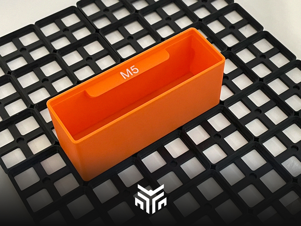 Miniatura 4 do modelo 3D Gridfinity Label Boxes 42x42 Modular Bin Set