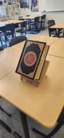 Présentoir à livre effet bois — photo 4