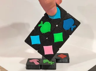 Qwirkle magnetic boardgame