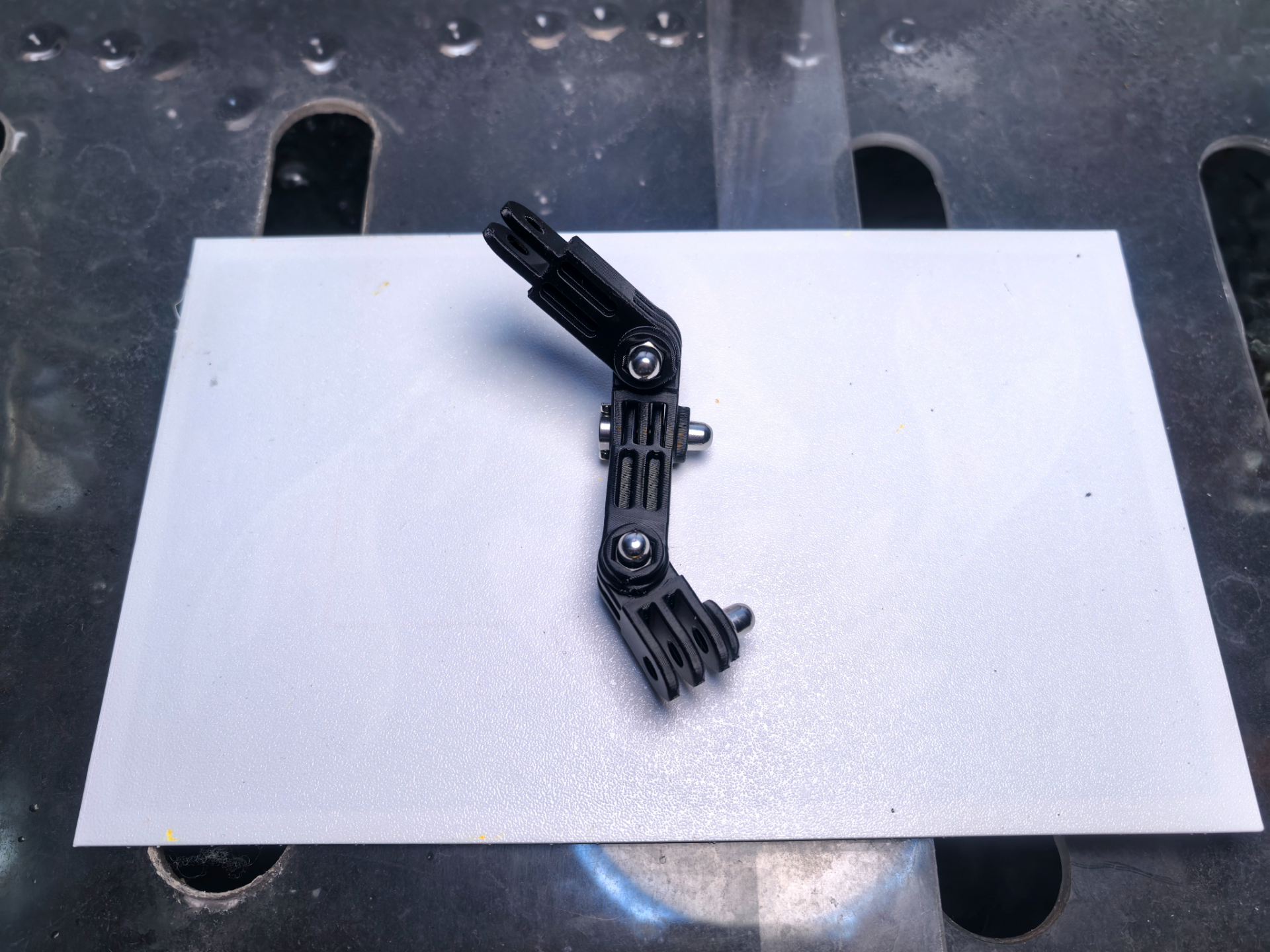 Miniatura 1 do modelo 3D 运动相机兔笼支架延长杆
