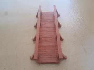 Escenografía en miniatura: wooden bridge — vista de referencia 2