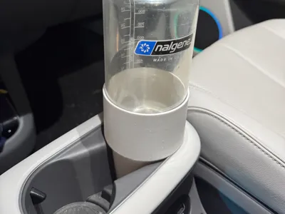 Ioniq 5 Nalgene Cupholder (locking)
