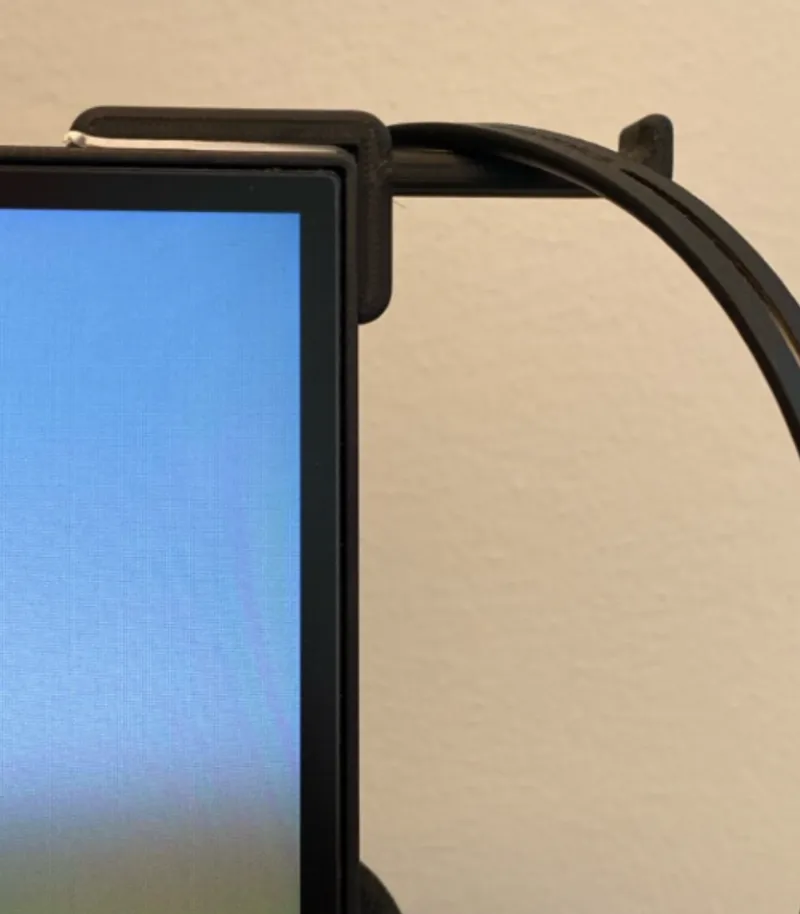 Minimalistic headset holder