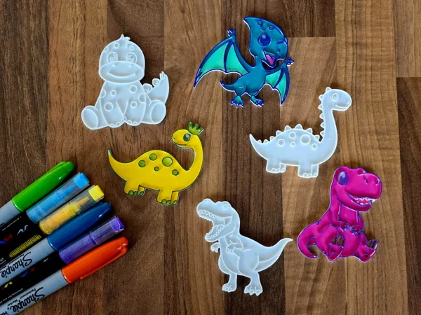 Pack dinosaures kawaii à colorier