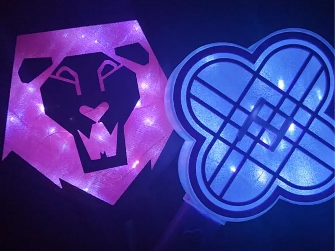 Kpop demon hunters Saja Boys / Huntrix light stick