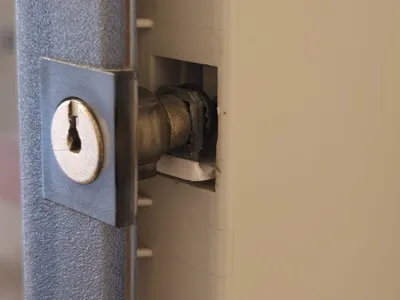 Electrical panel closure 