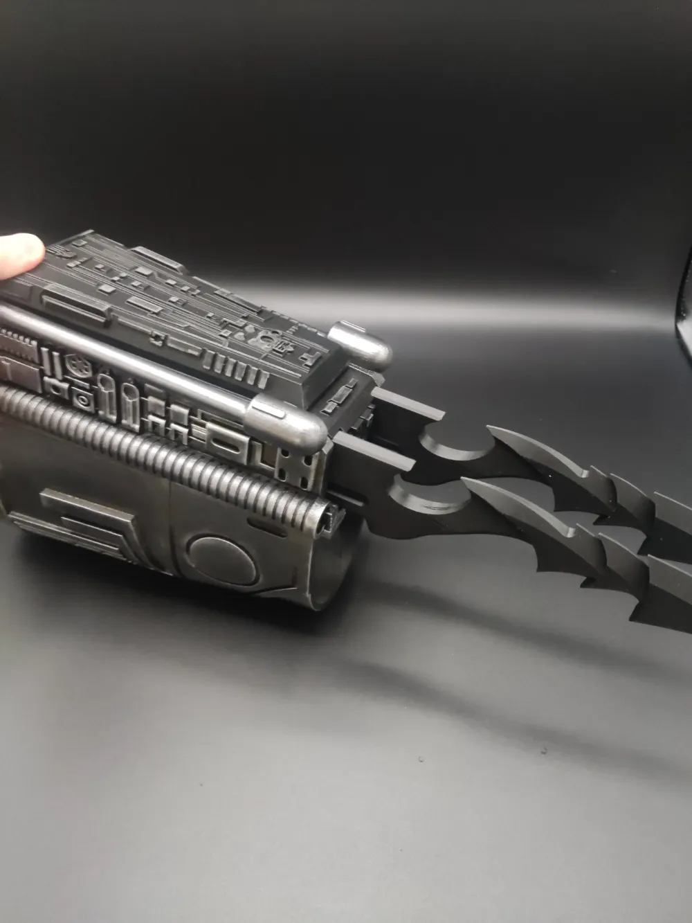 Predator Jungle Hunter Gauntlets Blade (Remix) Remixed by AWPrintz