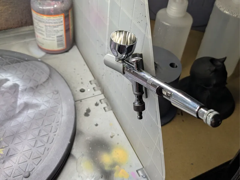 Airbrush Holder for Spray Booth