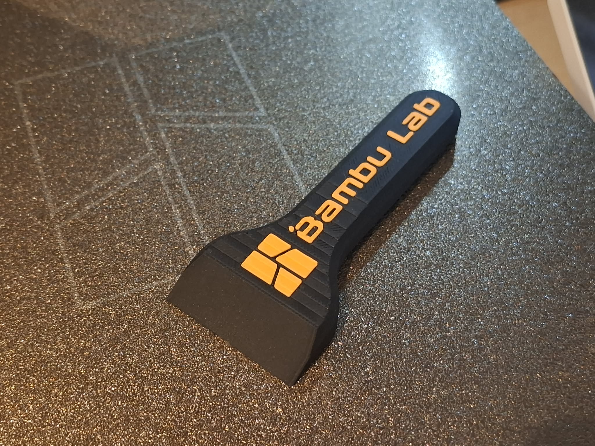 Miniatura 1 do modelo 3D NEW Bambu Lab Strong Bed Scraper