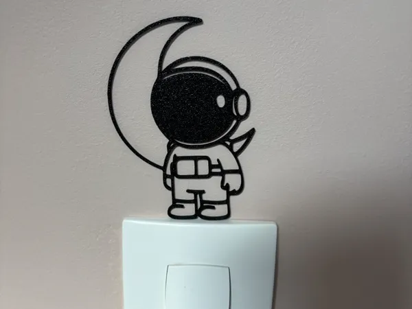 https://makerworld.bblmw.com/makerworld/model/USf1ef4722f7ca41/design/2025-11-02_68d060ef8dbbf.jpg
