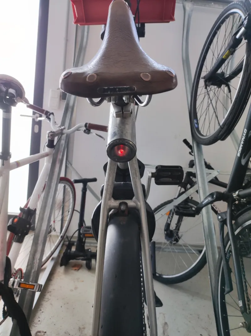 VanMoof No. 3  bicycle light replacement