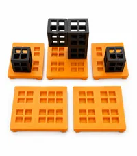 Qubit-compatible obstacle panels