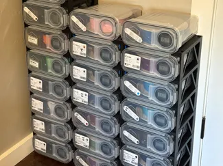 Easy-Rearrange Shelves for Filament Containers