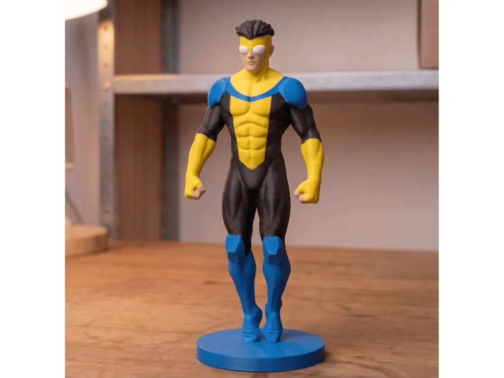 Jiumaocleu Mark Grayson Figurine articulée articulée imprimée en 3D Mark Grayson Super figurine d'action avec accessoires interchangeables - Figurine de collection - 12 cm