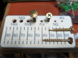 Self tapping screw sizer