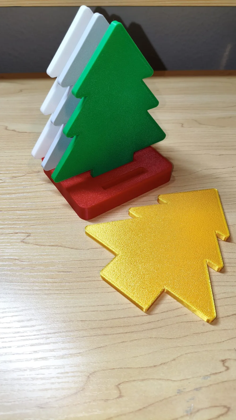 Christmas Tree Coasters - Free 3D Print Model - MakerWorld