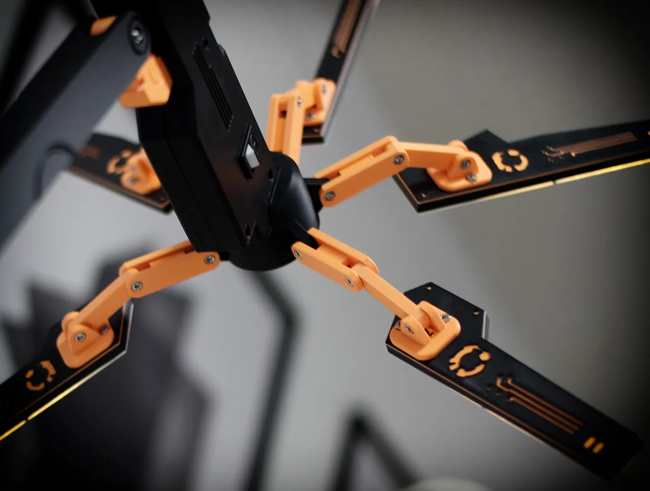 Desk Stranding - The Death Stranding Desk Lamp view 2
