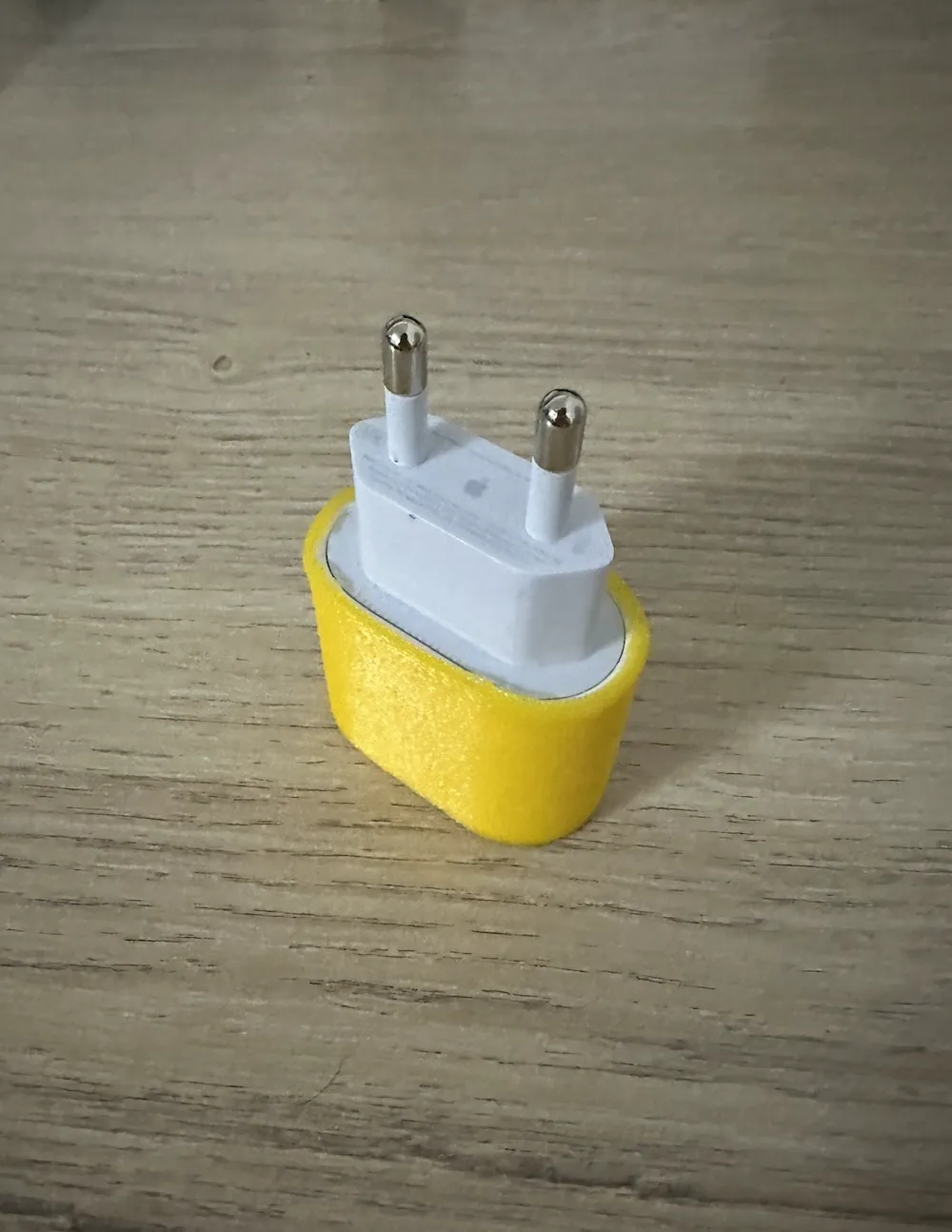 Apple adapter case - Free 3D Print Model - MakerWorld