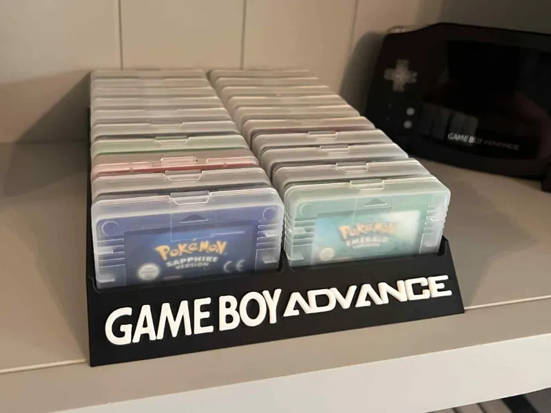 Nintendo Gameboy Advance Clear Case 20 Game Holder