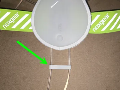 Fit Clip for fiber optic cables of reflective vest