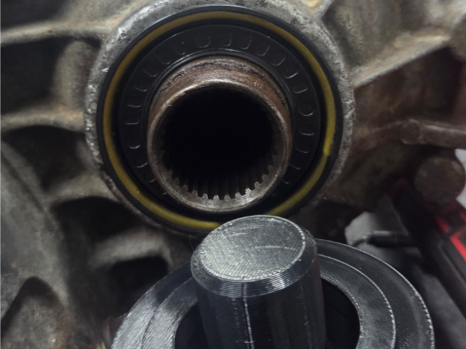 NP263HD Front seal driver